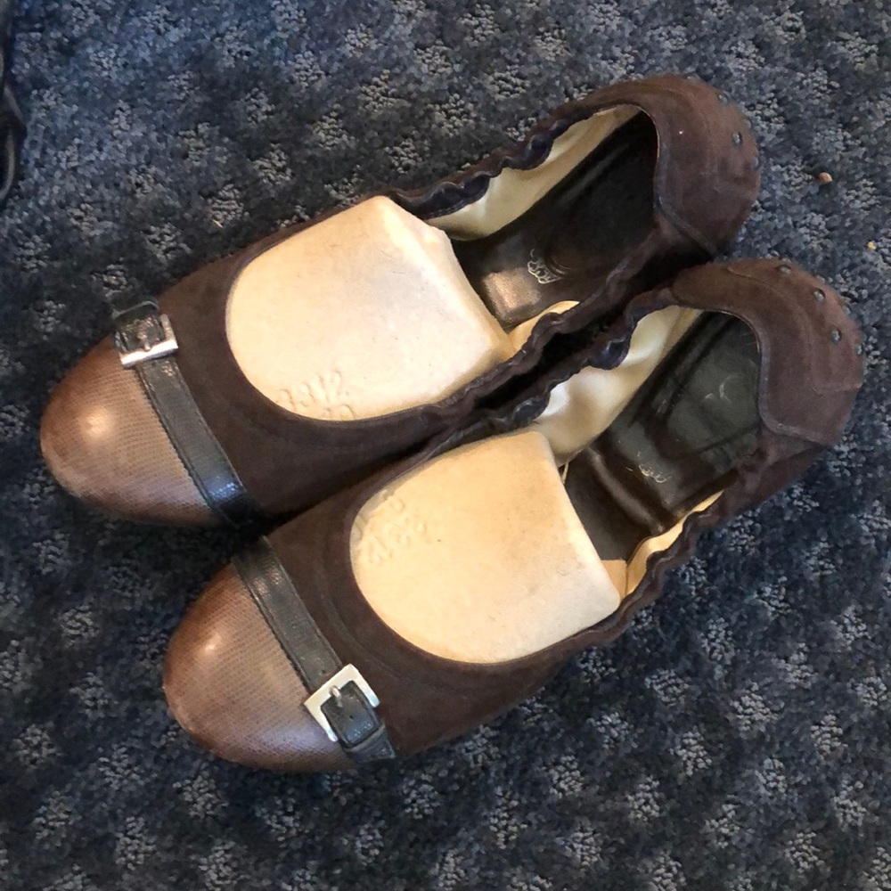 Tod’s Sz 40 (9.5) Brown slip on flats suede